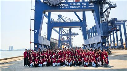 CICT đón Đoàn sinh viên Trường Đại học Ngoại Thương đến thăm cảng